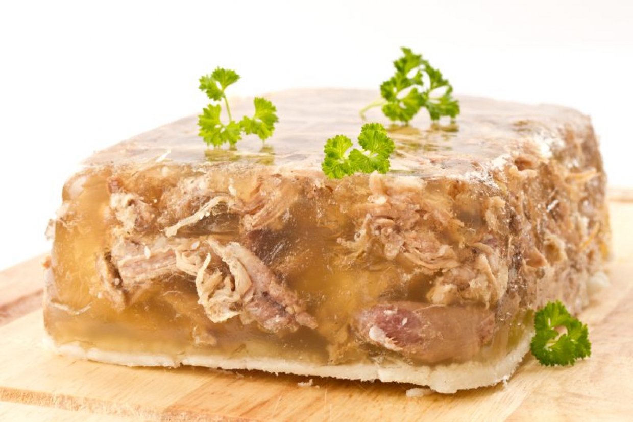 Холодец из куриных лапок Холодец из куриных лапок