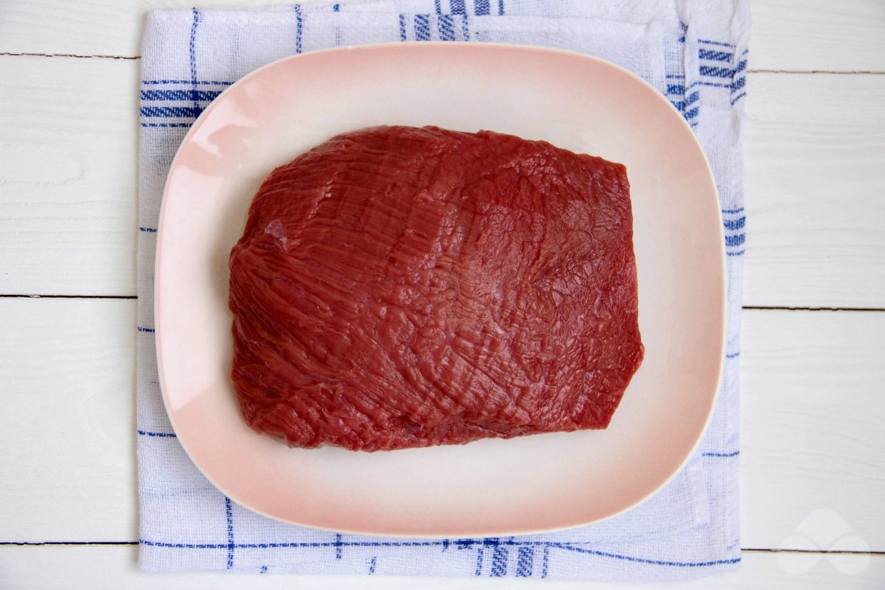 Говядина целым куском, запеченная в духовке – фото приготовления рецепта, шаг 1 Говядина целым куском, запеченная в духовке – фото приготовления рецепта, шаг 1