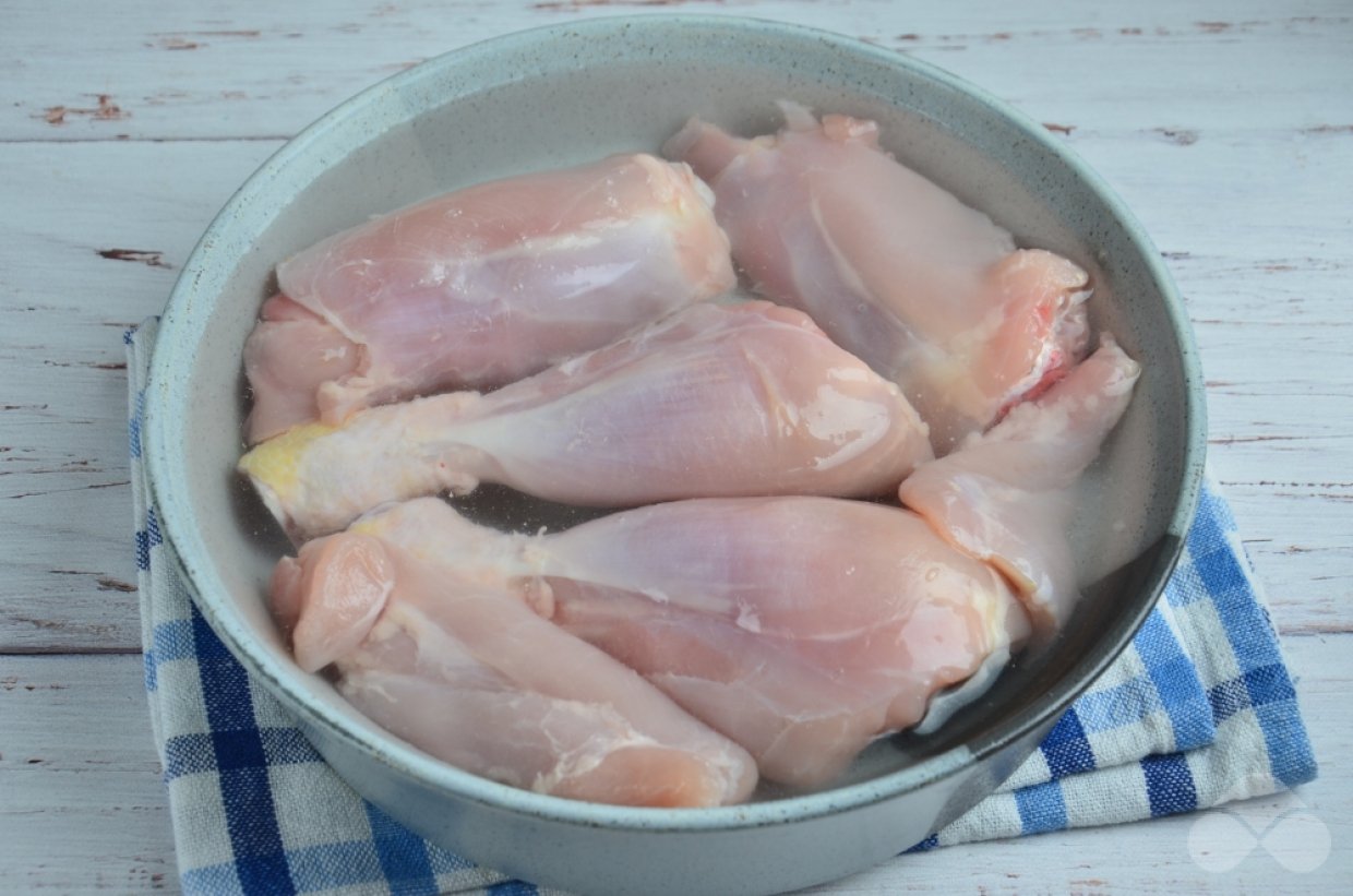 Плов из домашней курицы – фото приготовления рецепта, шаг 1 Плов из домашней курицы – фото приготовления рецепта, шаг 1