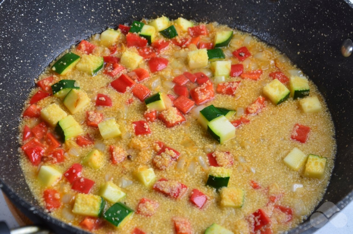 Кускус с овощами – фото приготовления рецепта, шаг 4 Кускус с овощами – фото приготовления рецепта, шаг 4
