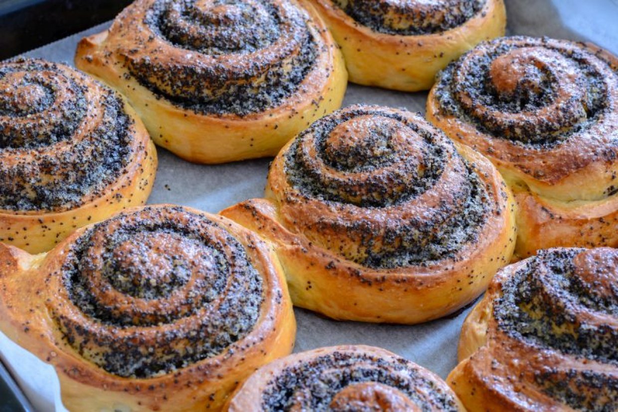 Плюшки с маком Плюшки с маком