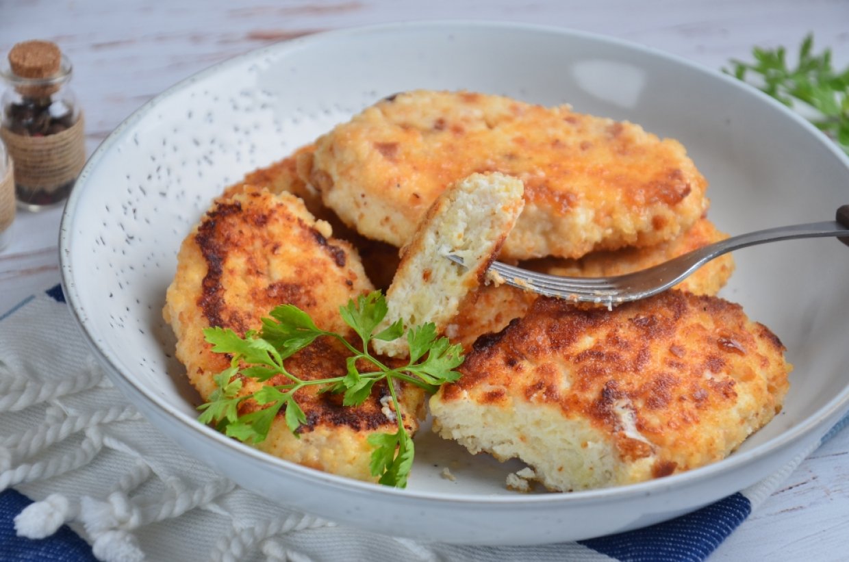 Куриные котлеты с сыром Куриные котлеты с сыром