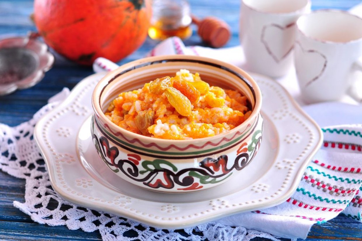 Тыквенная каша с рисом и изюмом Тыквенная каша с рисом и изюмом