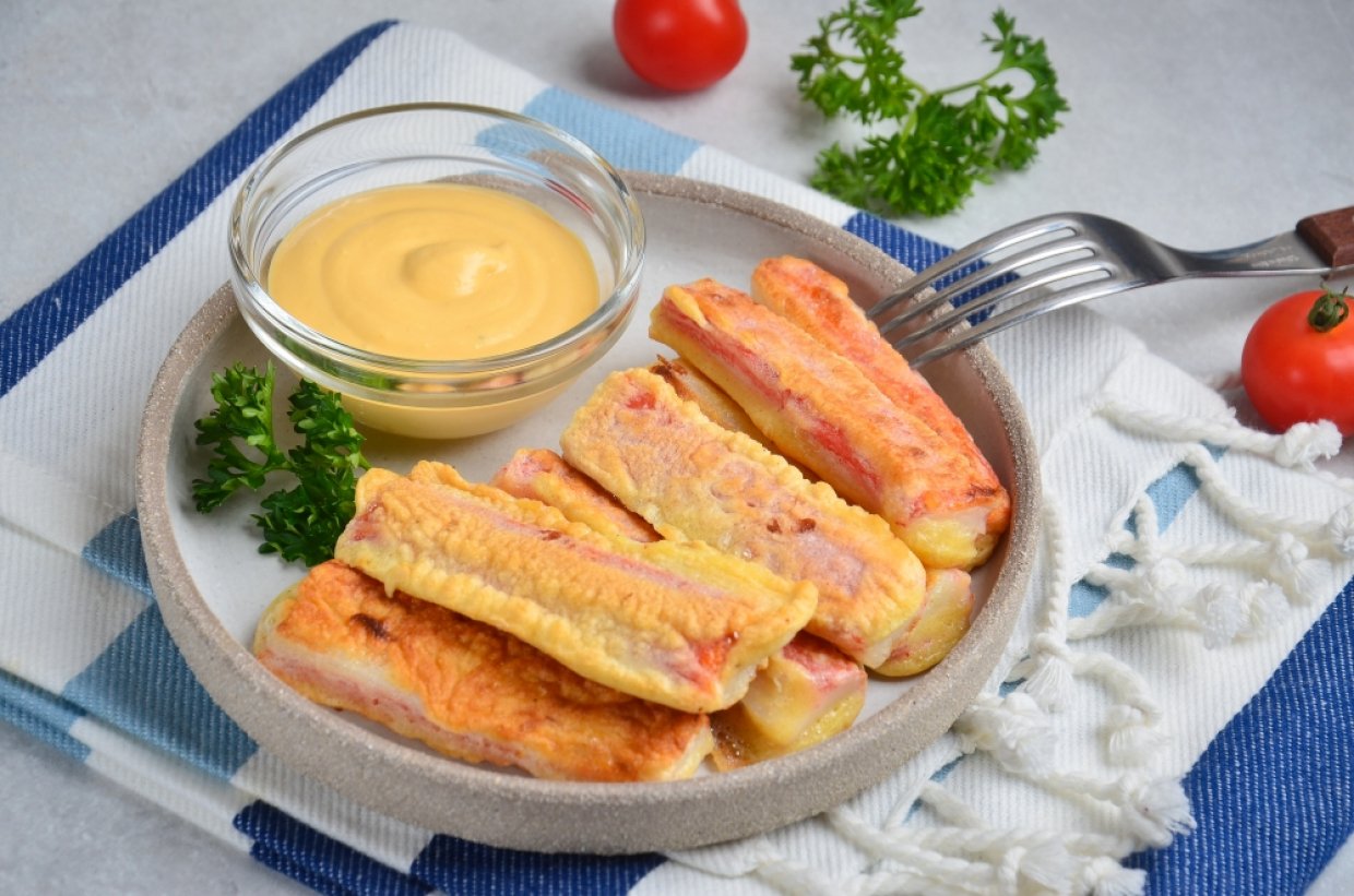 Жареные крабовые палочки в кляре Жареные крабовые палочки в кляре