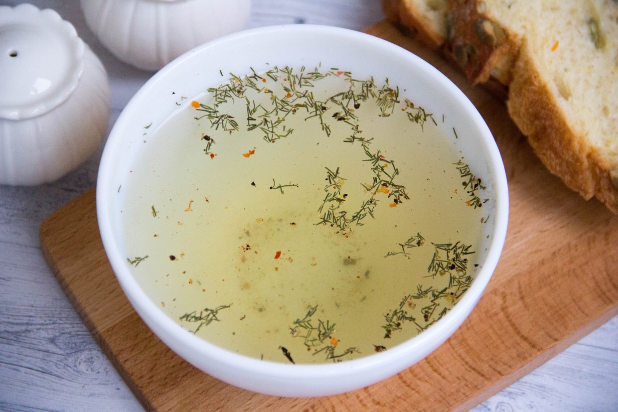 Бульон из куриного филе Бульон из куриного филе