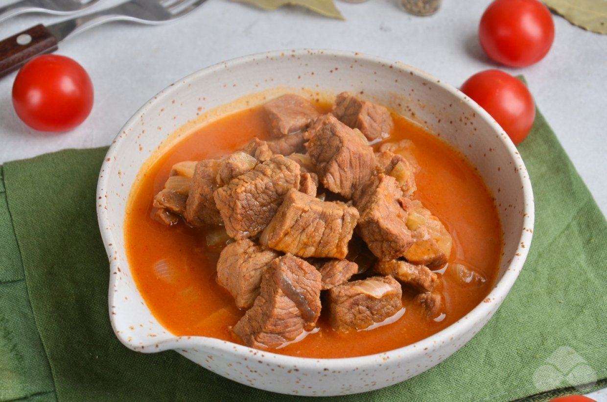 Классический рецепт гуляша из говядины
