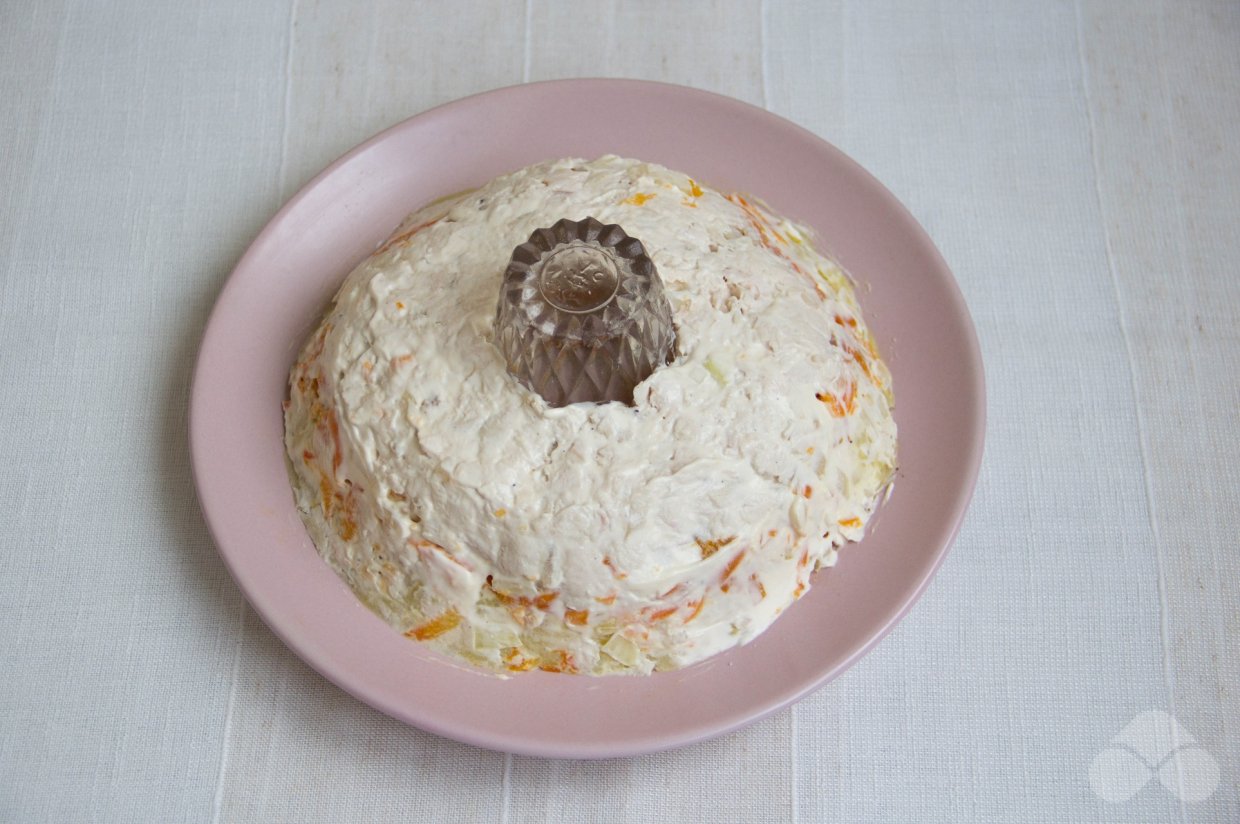 Салат «Гранатовый браслет» с курицей – фото приготовления рецепта, шаг 7