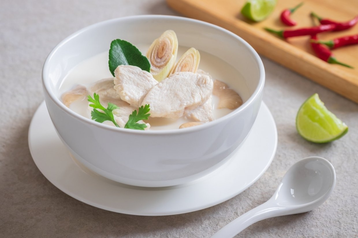 Куриный суп с кокосовым молоком Куриный суп с кокосовым молоком