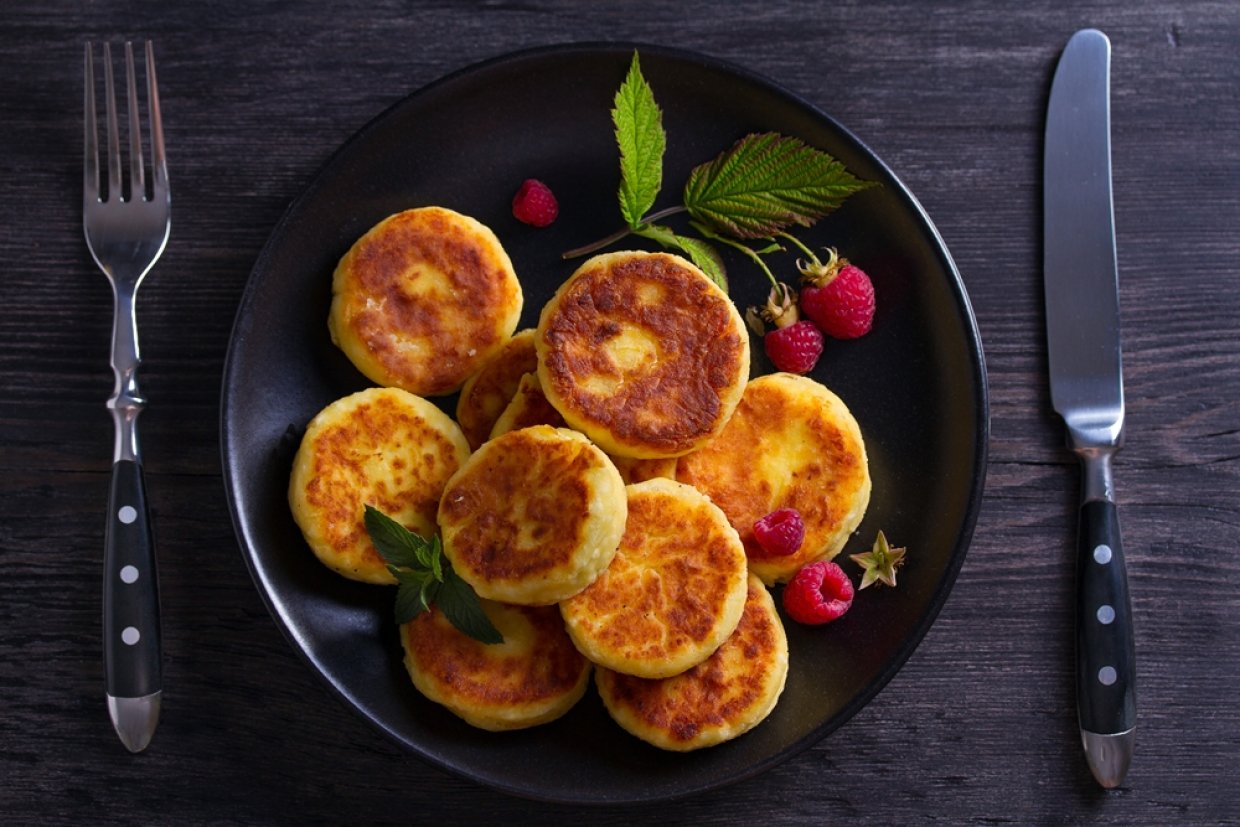 Сырники с цукатами Сырники с цукатами