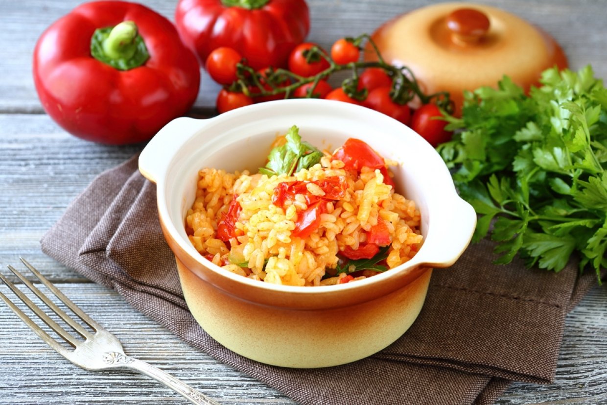Рис с овощами в горшочках Рис с овощами в горшочках