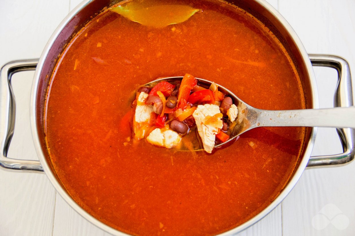 Томатный куриный суп – фото приготовления рецепта, шаг 4