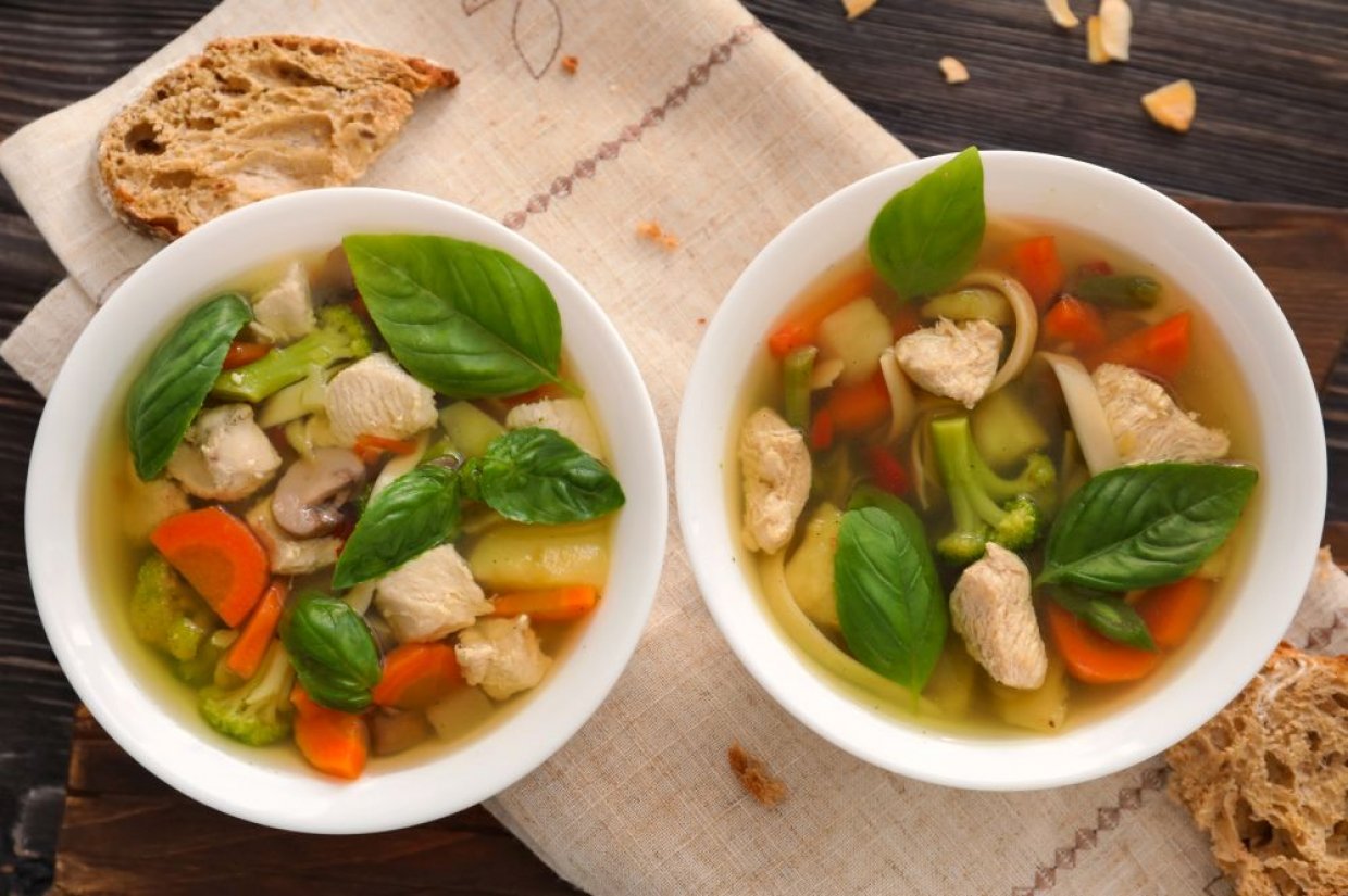 Суп с индейкой, овощами и лапшой Суп с индейкой, овощами и лапшой