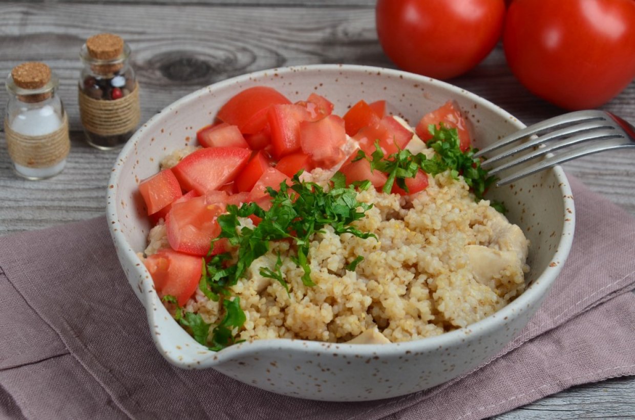 Ячневая каша с курицей в мультиварке Ячневая каша с курицей в мультиварке