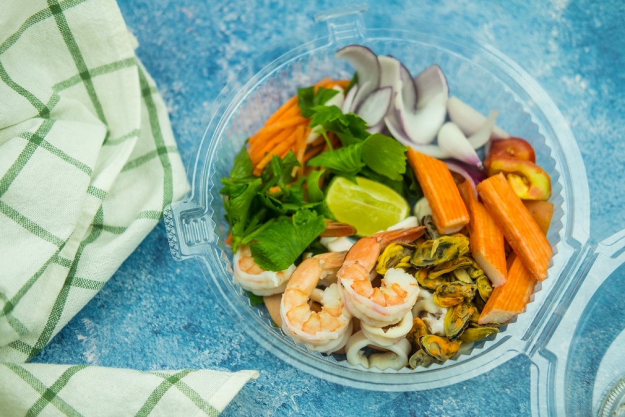 Салат-боул с морепродуктами Салат-боул с морепродуктами