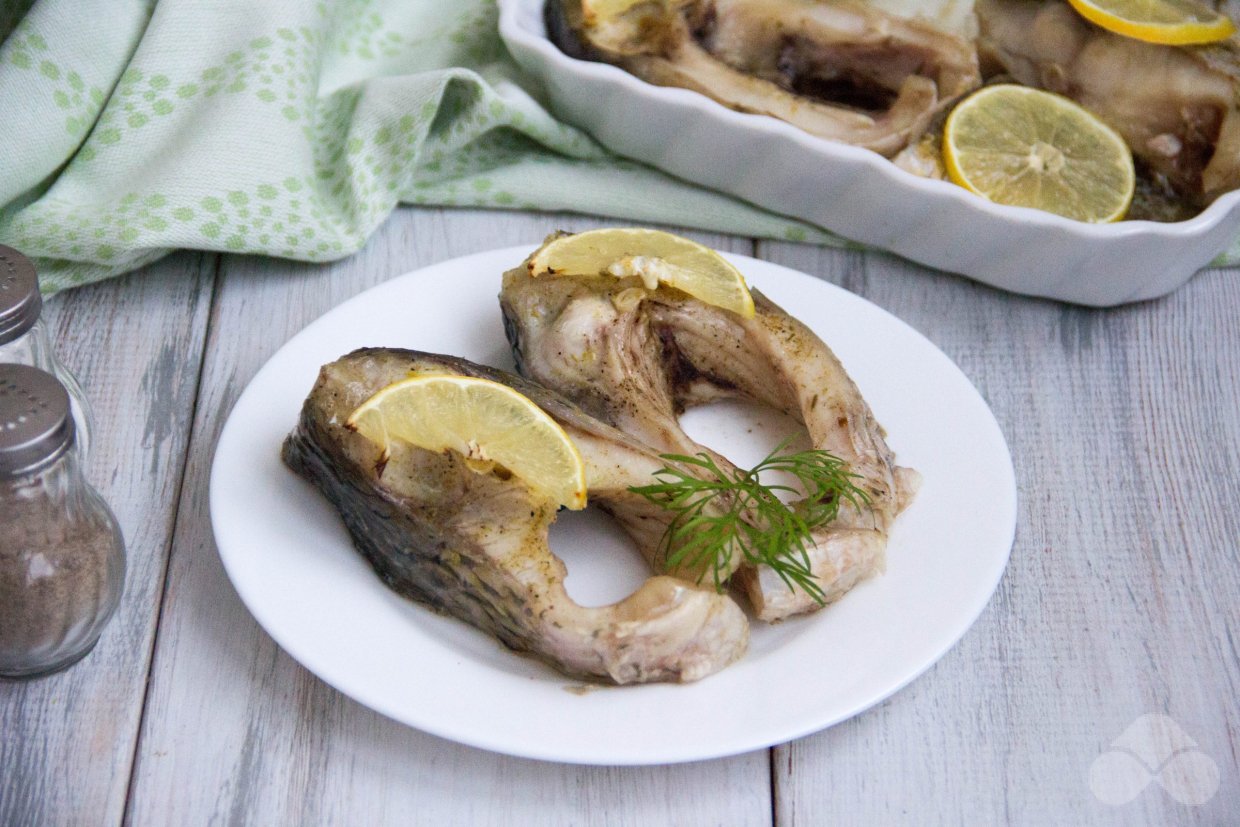 Карп кусочками в духовке Карп кусочками в духовке