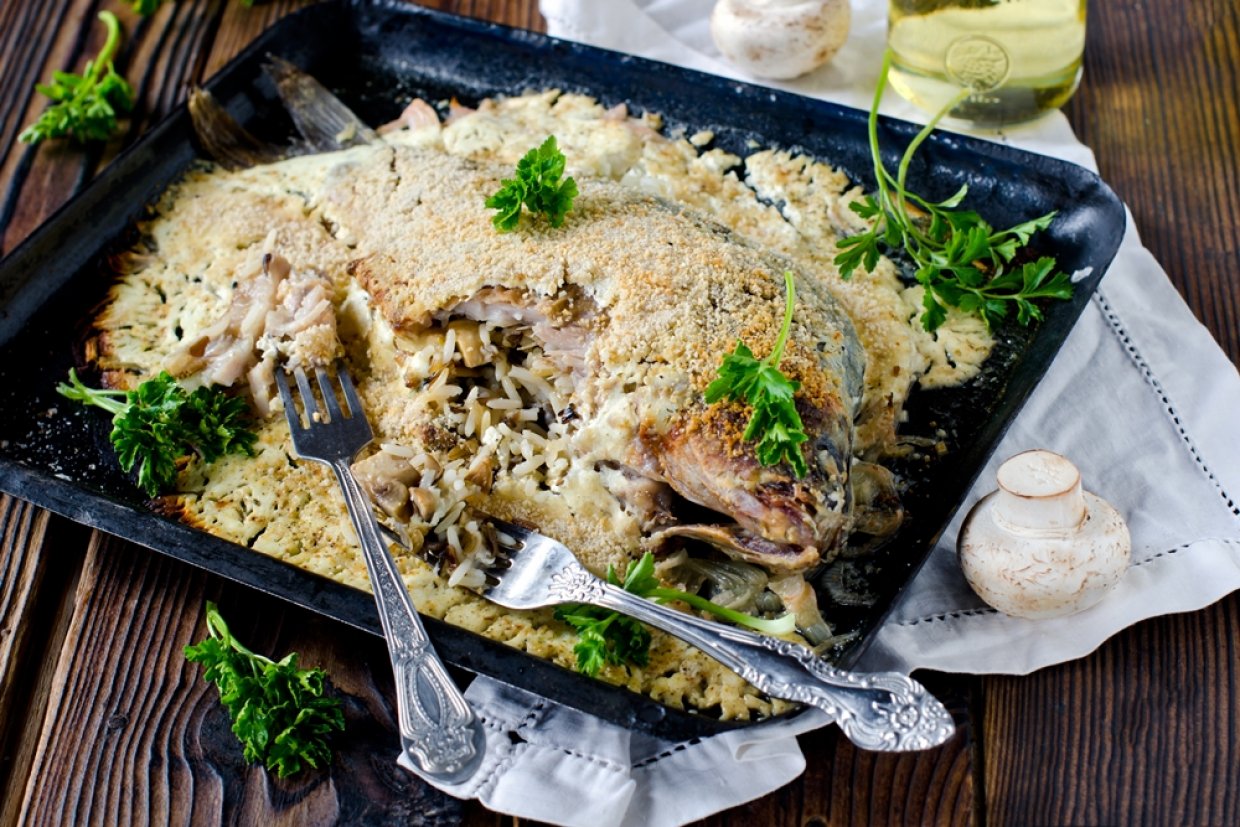 Карп, фаршированный рисом и грибами Карп, фаршированный рисом и грибами