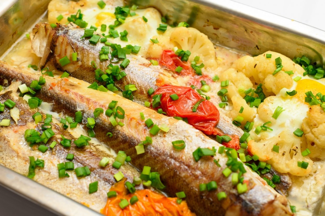 Хек с цветной капустой в духовке Хек с цветной капустой в духовке