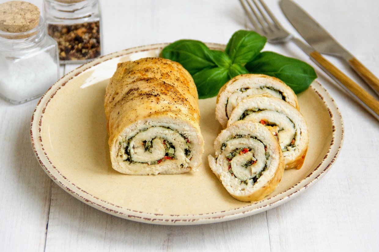 Куриный рулет в духовке Куриный рулет в духовке
