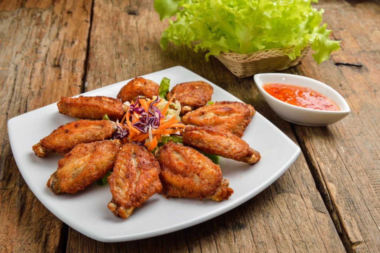 Запеченные куриные крылышки в духовке Запеченные куриные крылышки в духовке