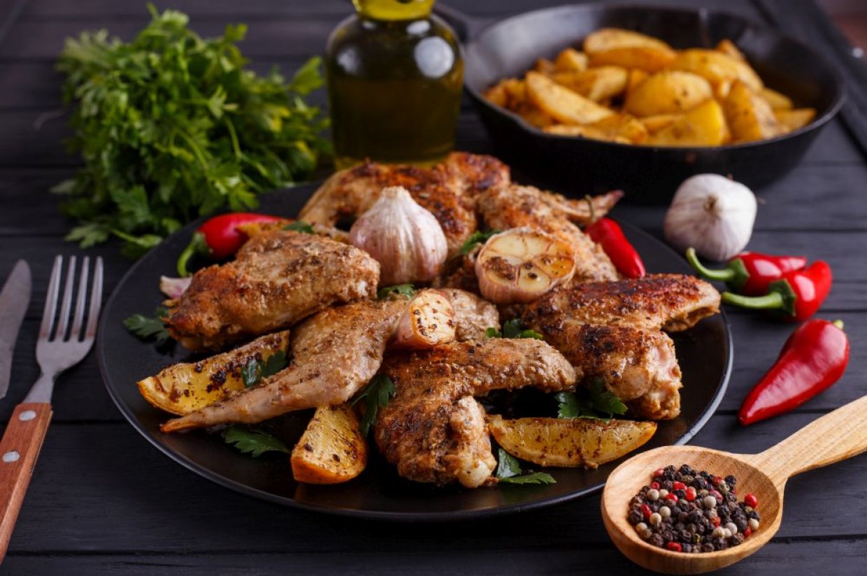 Куриные крылышки по-грузински в духовке Куриные крылышки по-грузински в духовке
