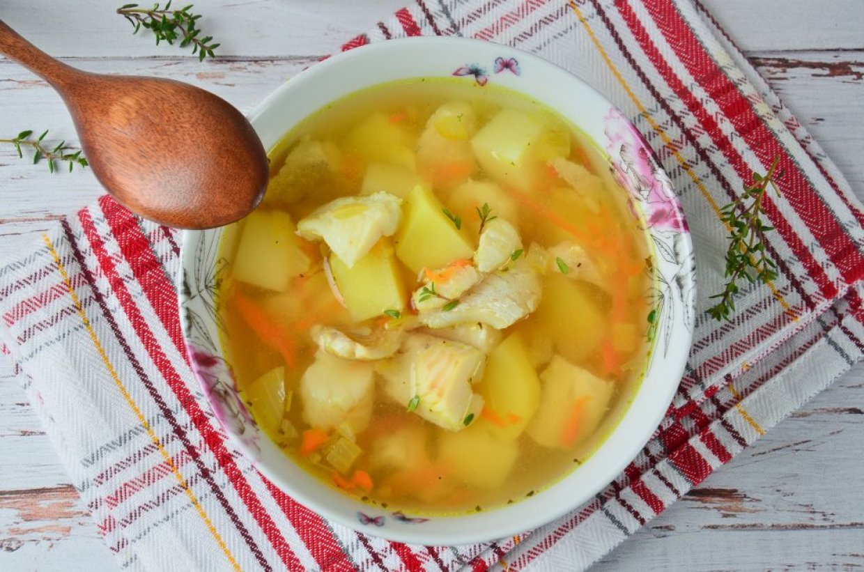 Рыбный суп с овощами Рыбный суп с овощами