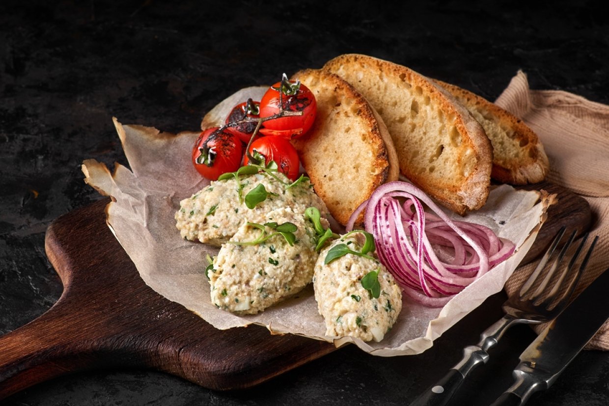 Форшмак с зеленым луком