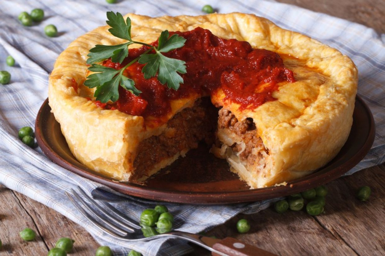 Пирог с фаршем и луком Пирог с фаршем и луком