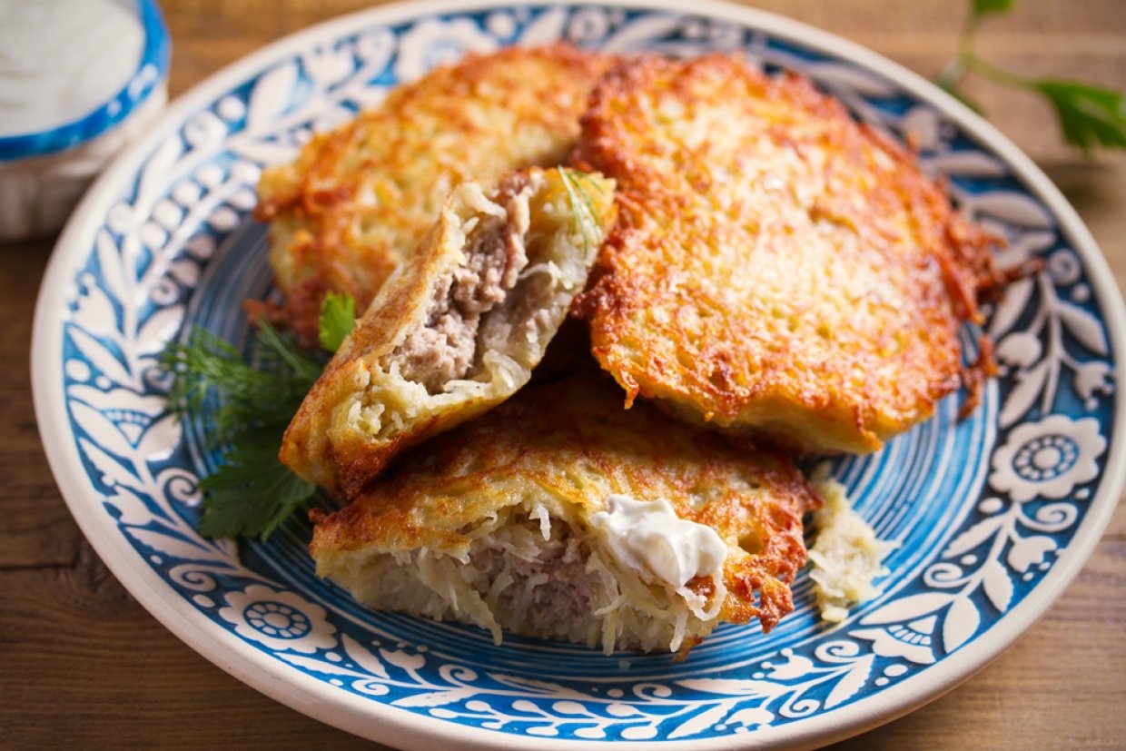 Драники с мясом и луком Драники с мясом и луком