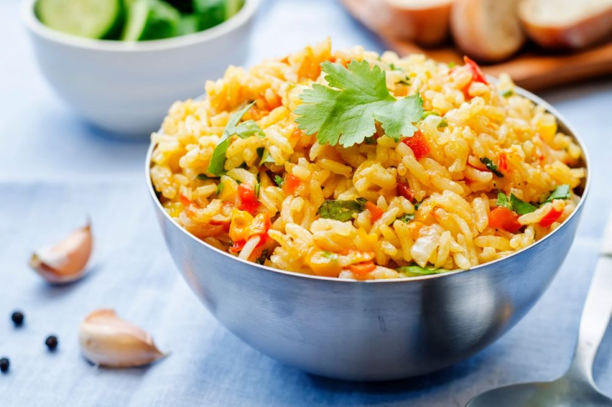 Овощной плов с шафраном и чесноком Овощной плов с шафраном и чесноком