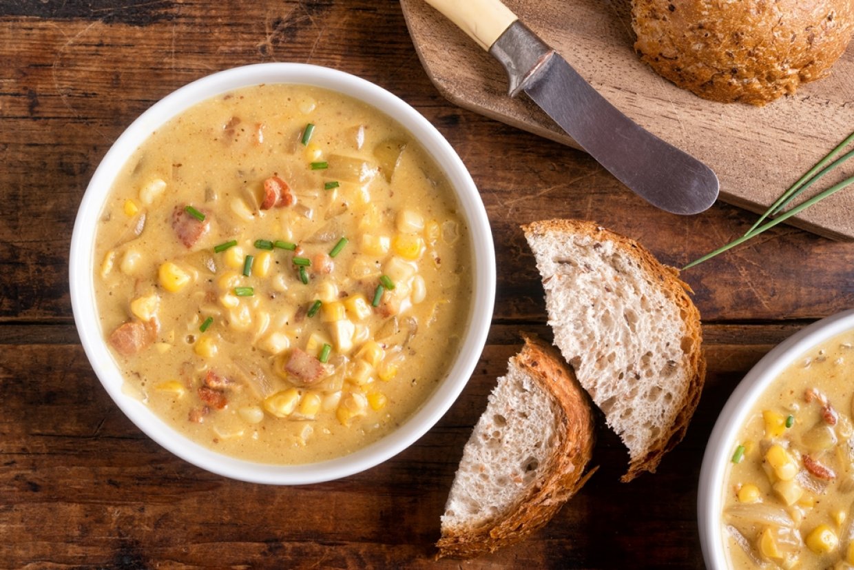 Молочный суп с кукурузой и беконом