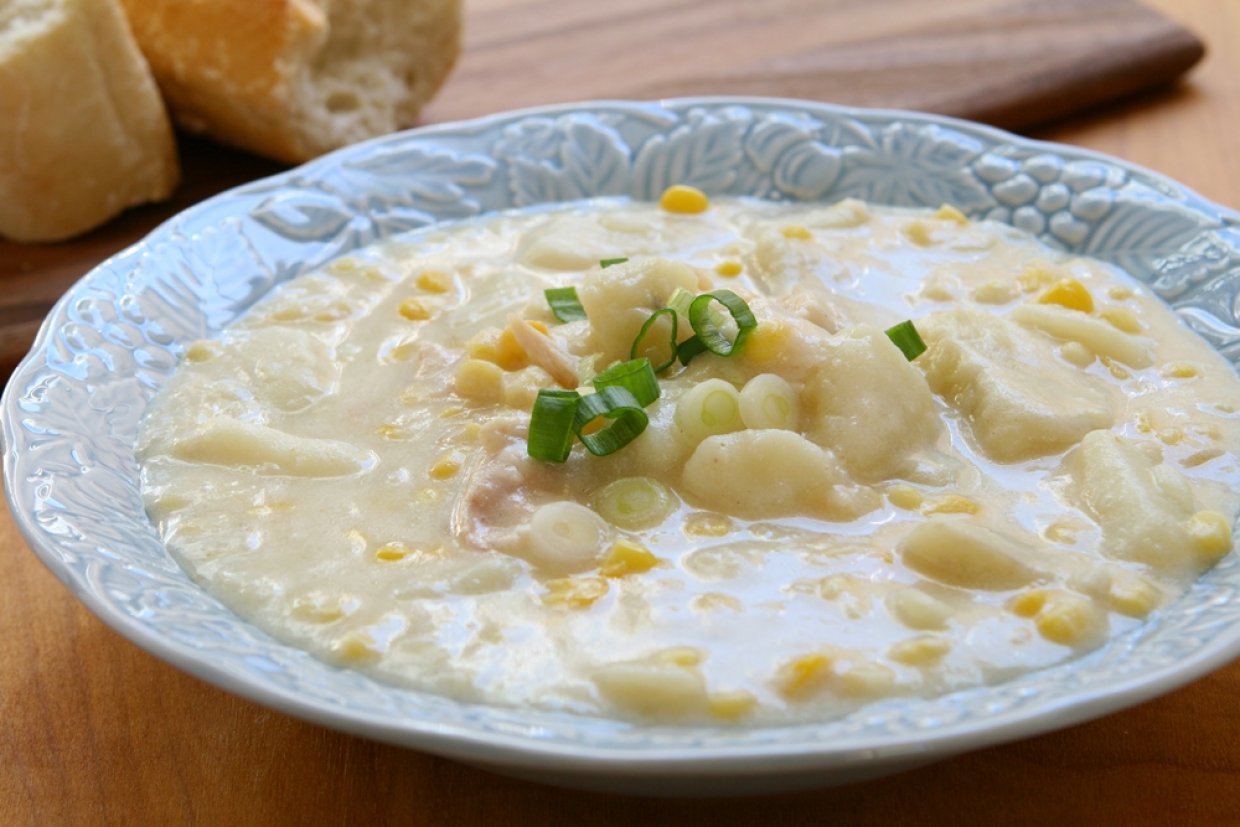 Молочный суп с курицей и кукурузой Молочный суп с курицей и кукурузой