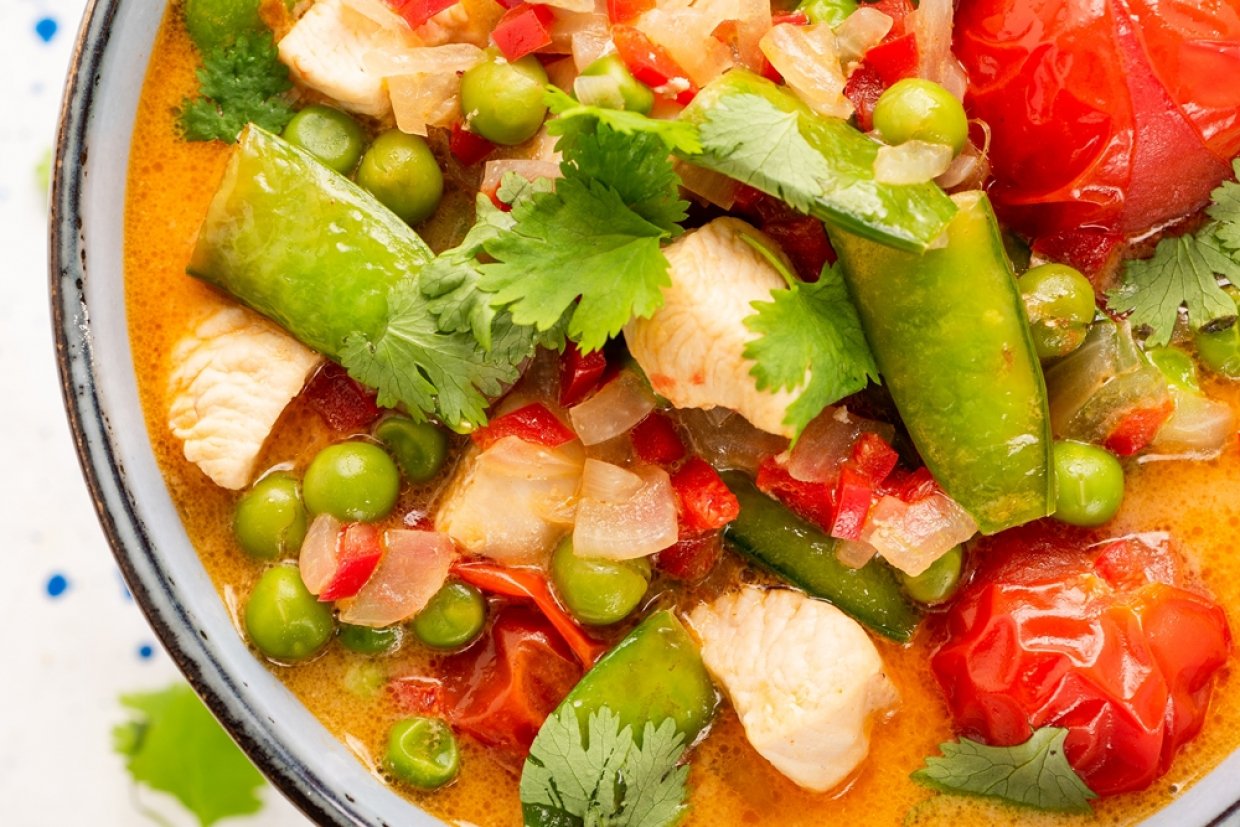 Гороховый суп с курицей и помидорами Гороховый суп с курицей и помидорами