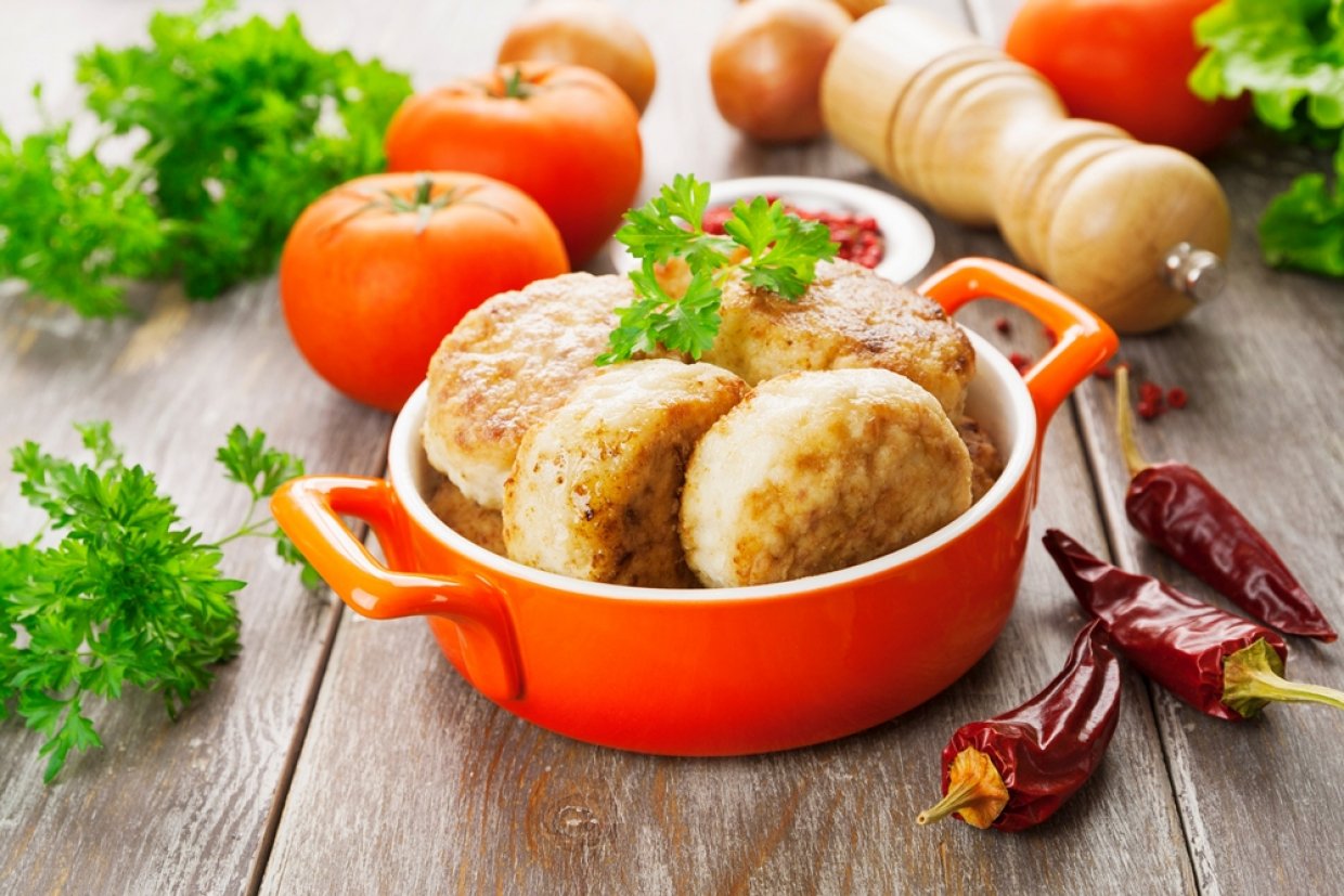 Куриные котлеты в мультиварке Куриные котлеты в мультиварке