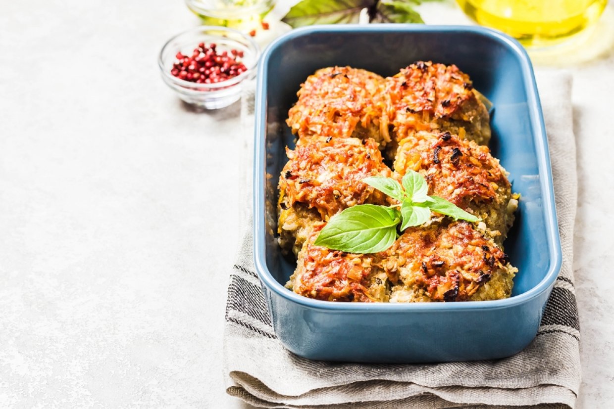 Куриные котлеты с овощами в духовке Куриные котлеты с овощами в духовке