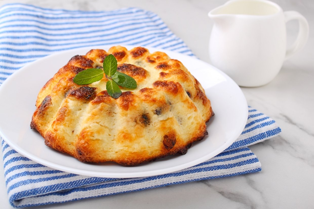 Творожная запеканка с бананом и яблоками Творожная запеканка с бананом и яблоками