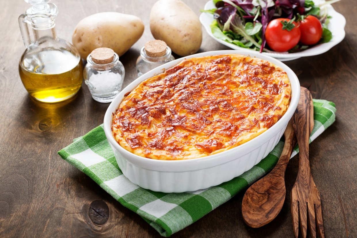 Картофельная запеканка с фаршем и помидорами Картофельная запеканка с фаршем и помидорами