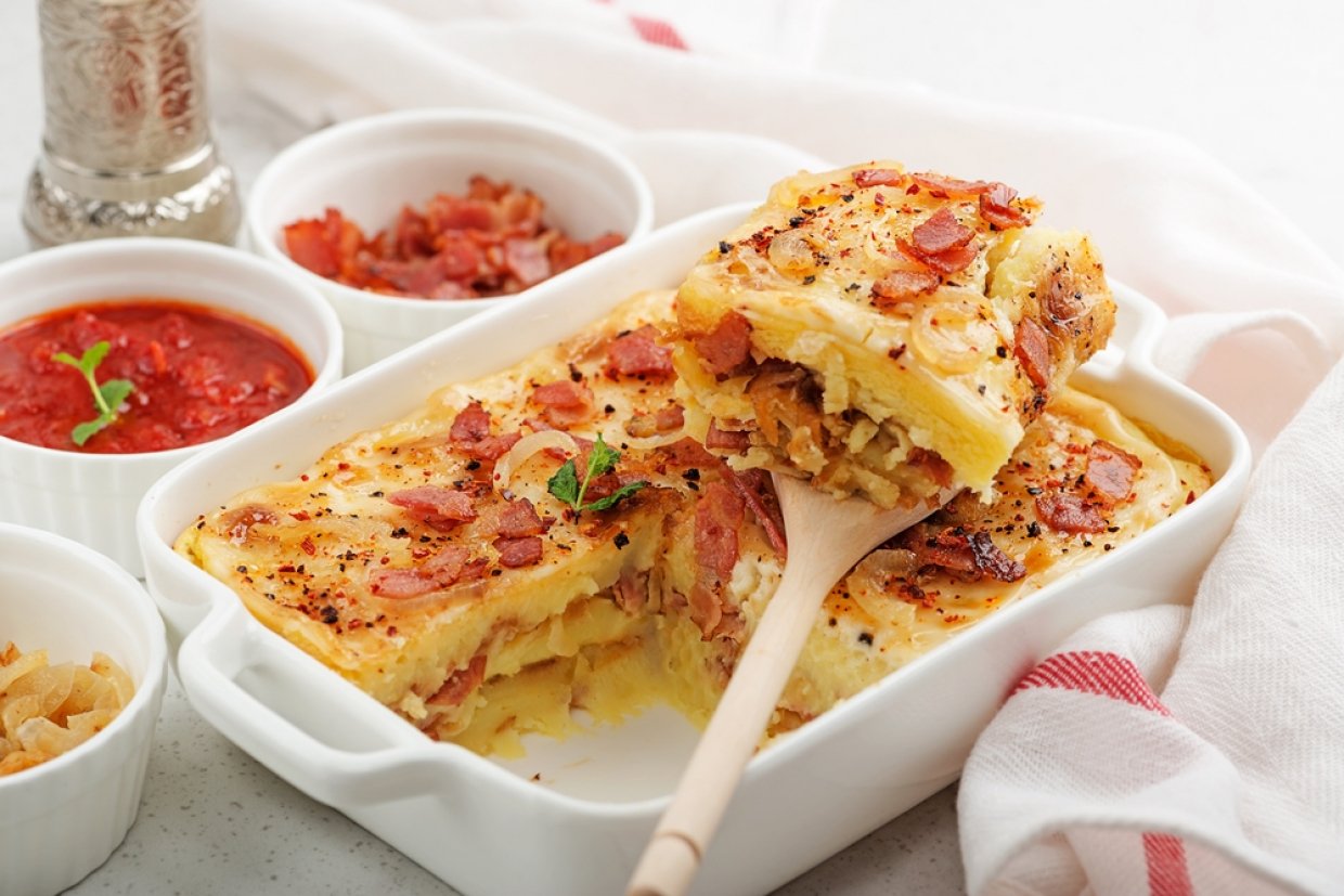 Картофельная запеканка с беконом и сыром в духовке Картофельная запеканка с беконом и сыром в духовке