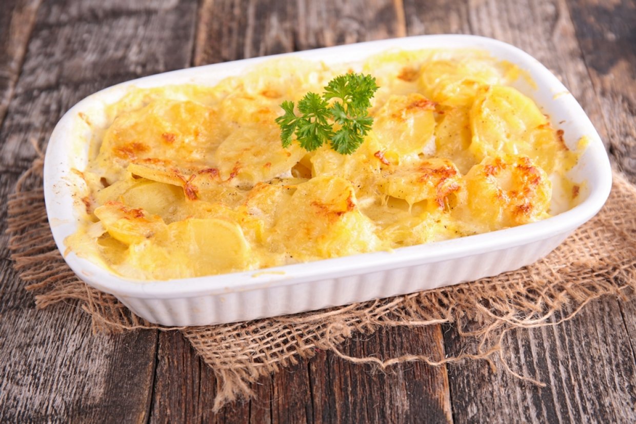 Картофельная запеканка с курицей и овощами Картофельная запеканка с курицей и овощами