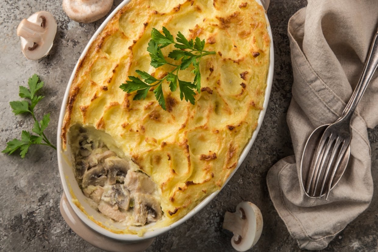 Картофельная запеканка с курицей и грибами Картофельная запеканка с курицей и грибами