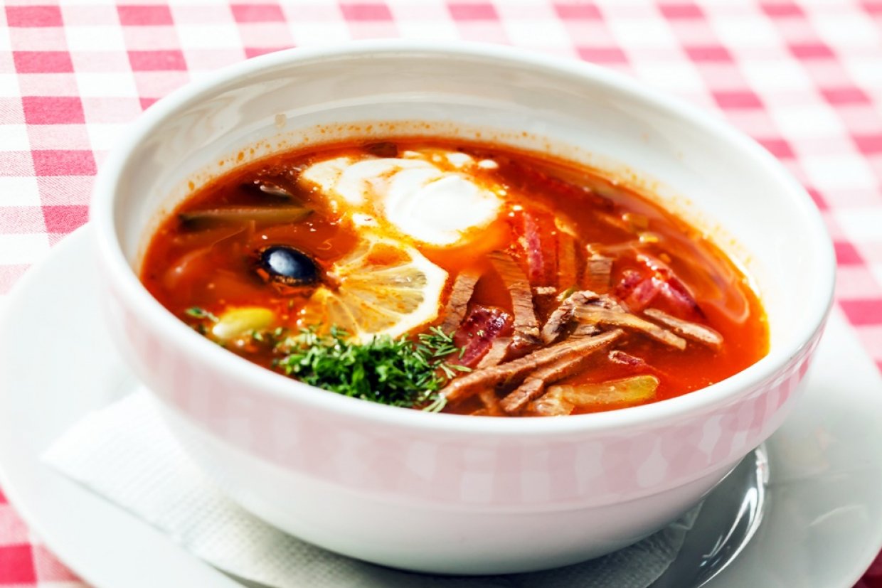 Солянка с говядиной и маслинами Солянка с говядиной и маслинами
