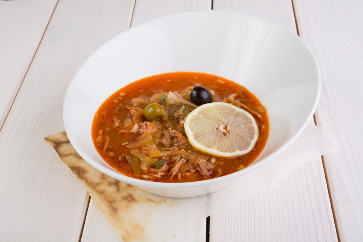 Солянка с квашеной капустой Солянка с квашеной капустой