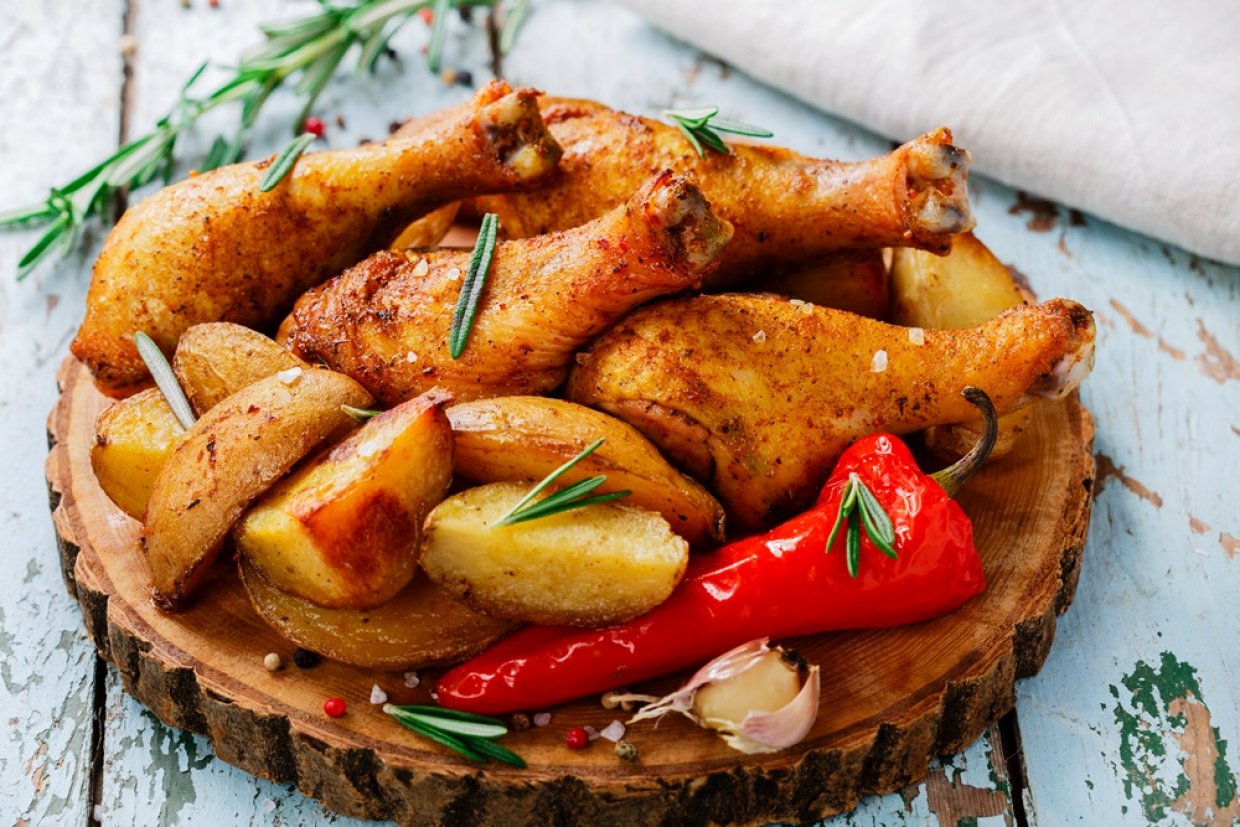 Куриные ножки с картошкой в рукаве Куриные ножки с картошкой в рукаве