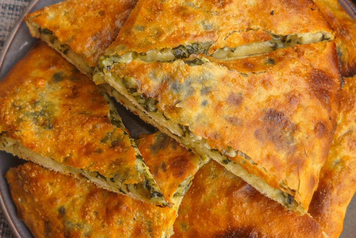 Хачапури с картошкой и зеленью из лаваша Хачапури с картошкой и зеленью из лаваша