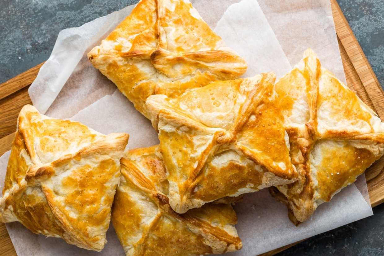 Слойки с шампиньонами Слойки с шампиньонами