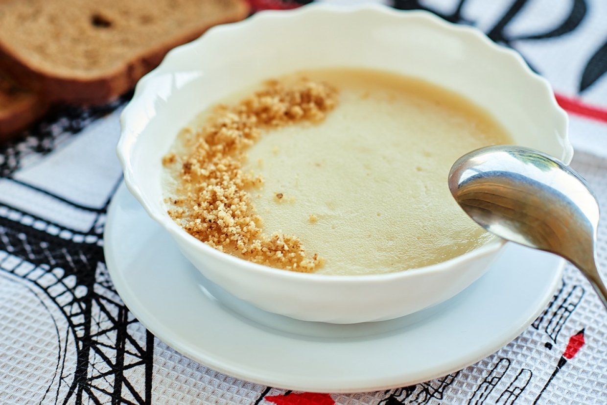 Манная каша с орехами Манная каша с орехами