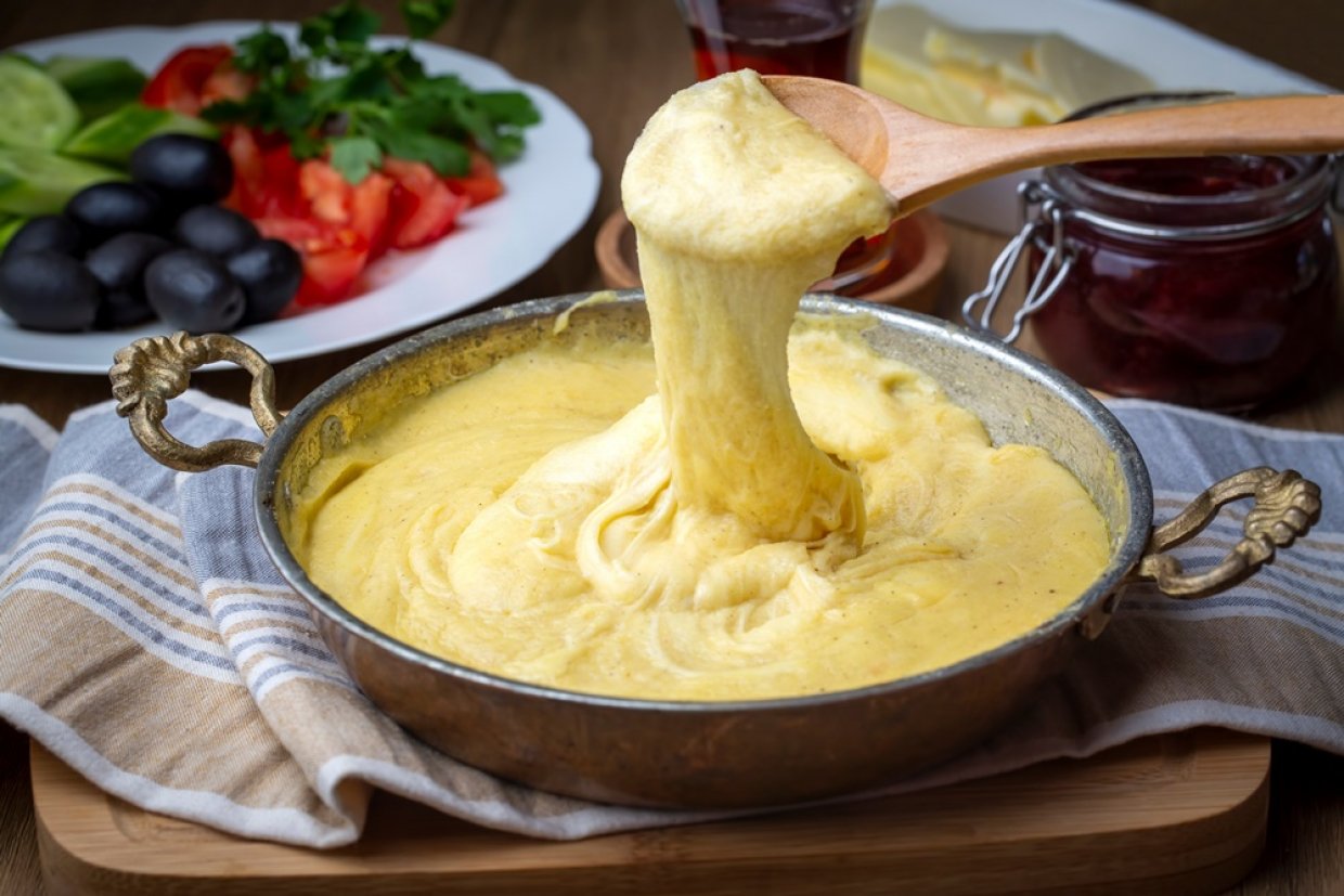 Кукурузная каша с сыром Кукурузная каша с сыром