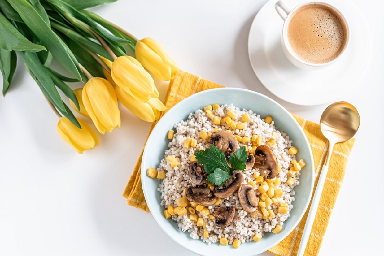 Ячневая каша с грибами и кукурузой Ячневая каша с грибами и кукурузой