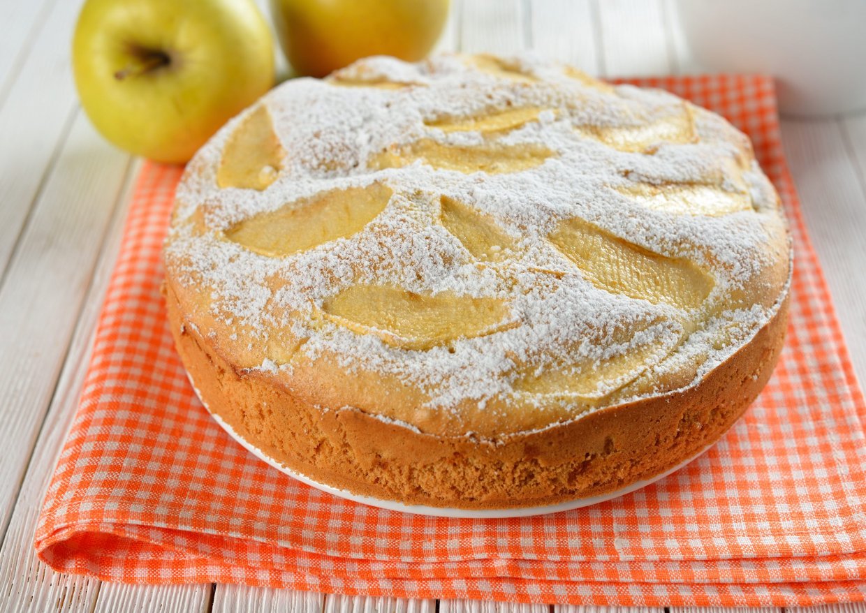 ПП шарлотка с яблоками в духовке