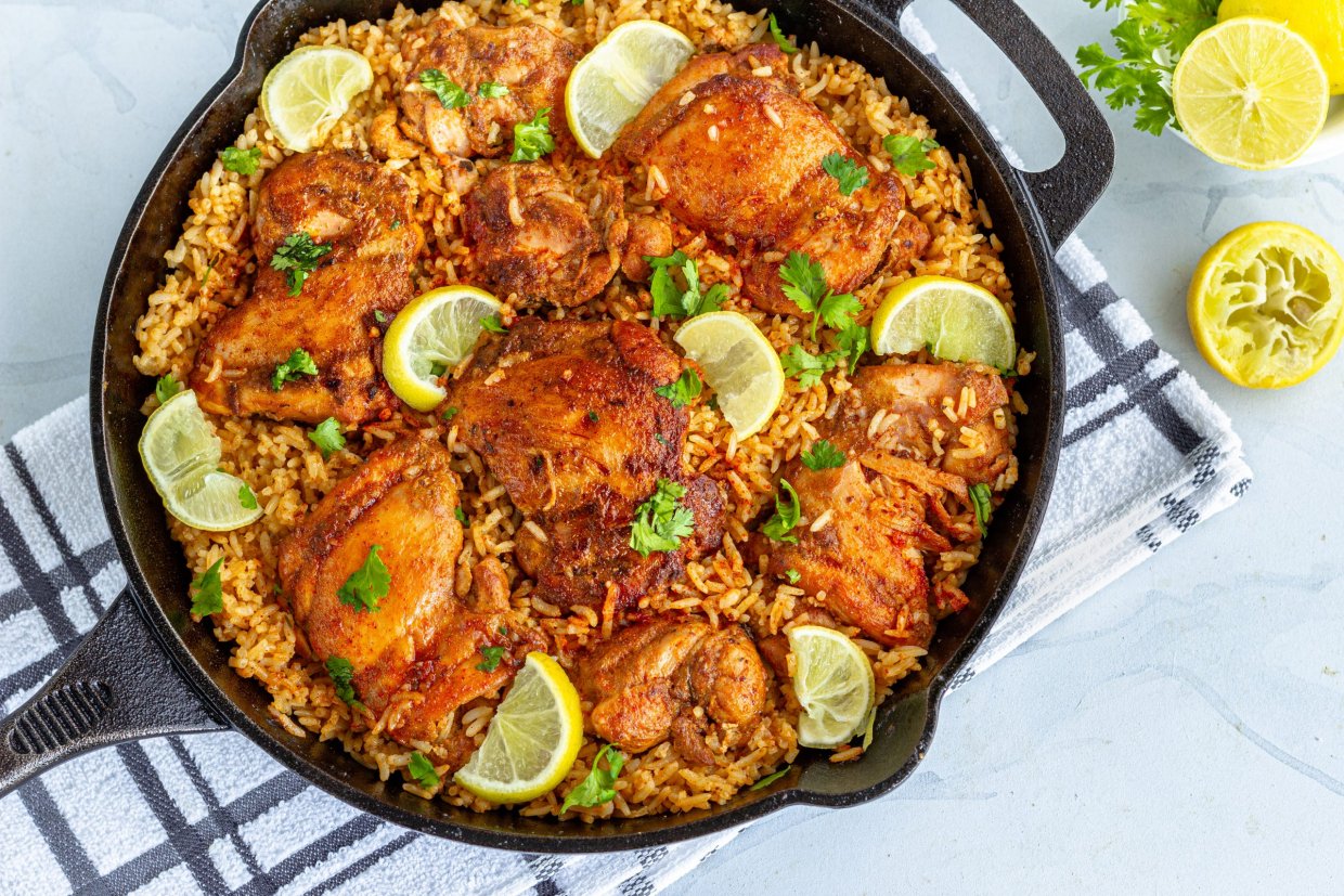 Классическая паэлья с курицей Классическая паэлья с курицей