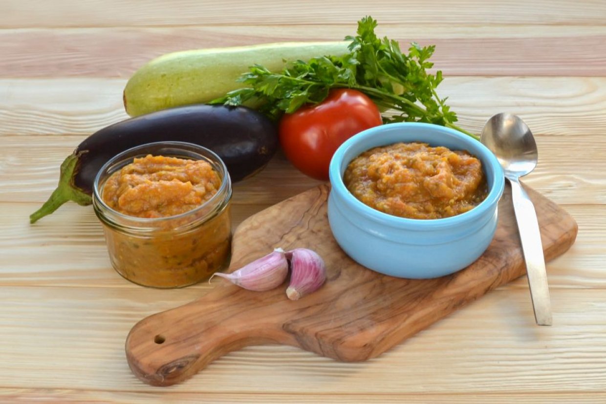 Икра из кабачков и баклажанов на зиму Икра из кабачков и баклажанов на зиму